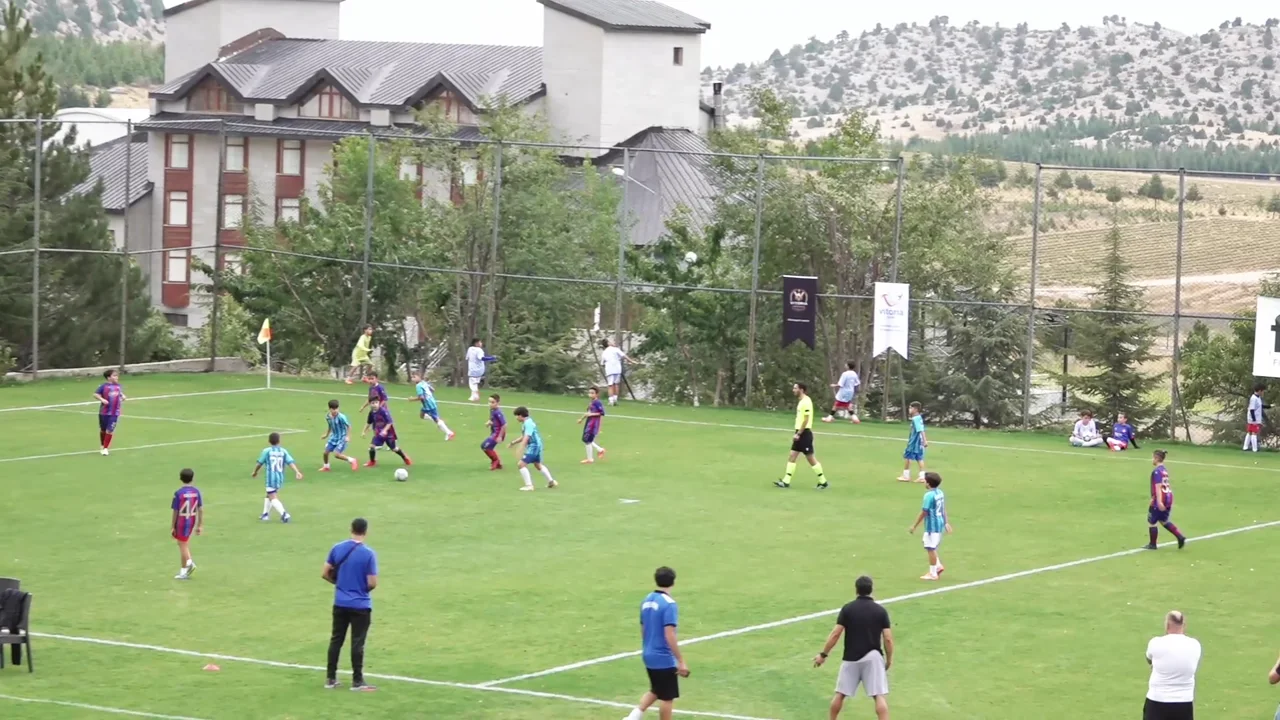 Vitoria Anatolia Junior Cup 2026 · Davraz saha görüntüsü